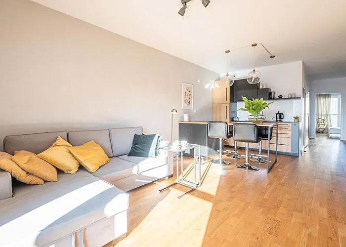 Krucza Apartment ~ Self Check-In 24H ~ Parking And Lift