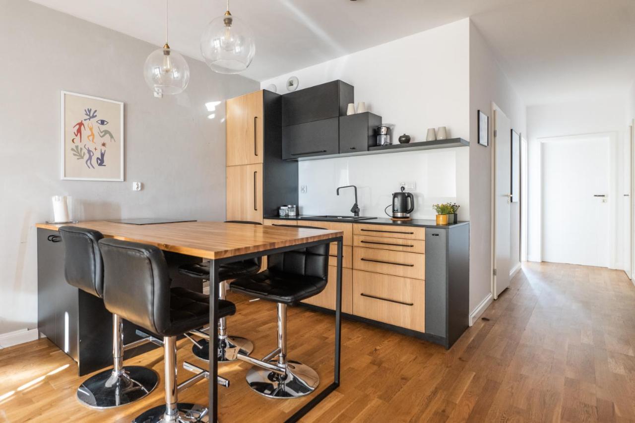 Apartament Krucza ~ Self Check-in 24h ~ Parking And Lift